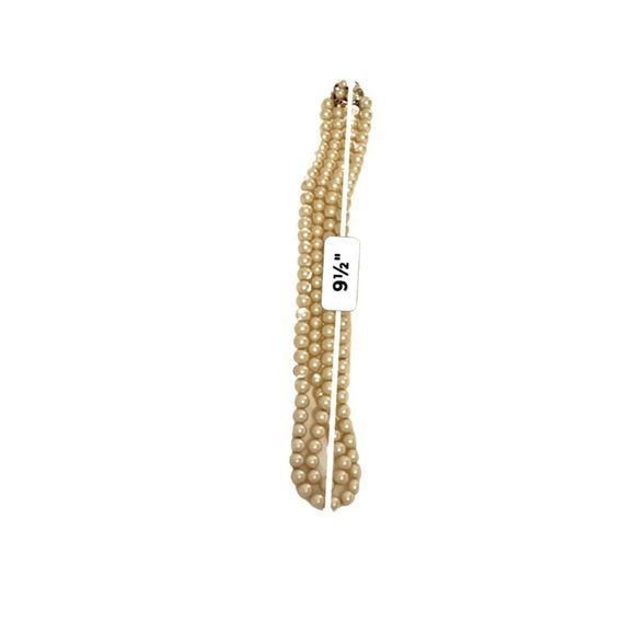 Beautiful Vintage Double Strand Faux Pearl Necklace - Picture 3 of 4